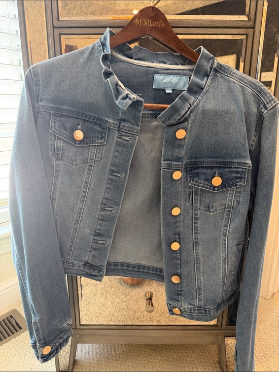 Draper James Jackets & Blazers - Draper James RSVP Women's Blue Denim Frayed Collar Jacket